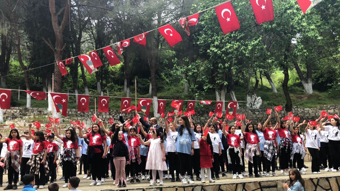 19 Mayıs Atatürk'ü Anma, Gençlik ve Spor Bayramı kutlama programımız.